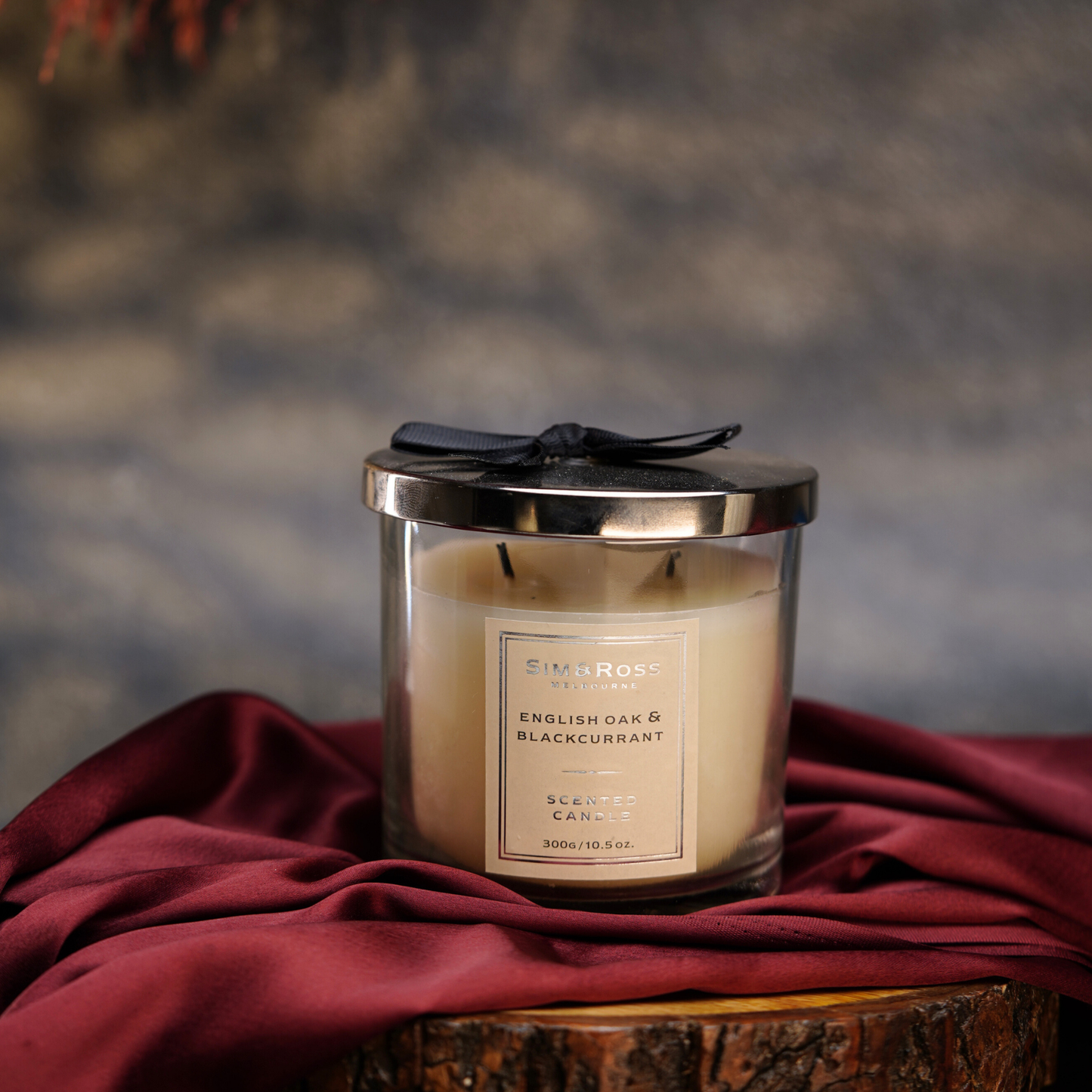 Scented Glass Candle (300g)- English Oak & Blackcurrant