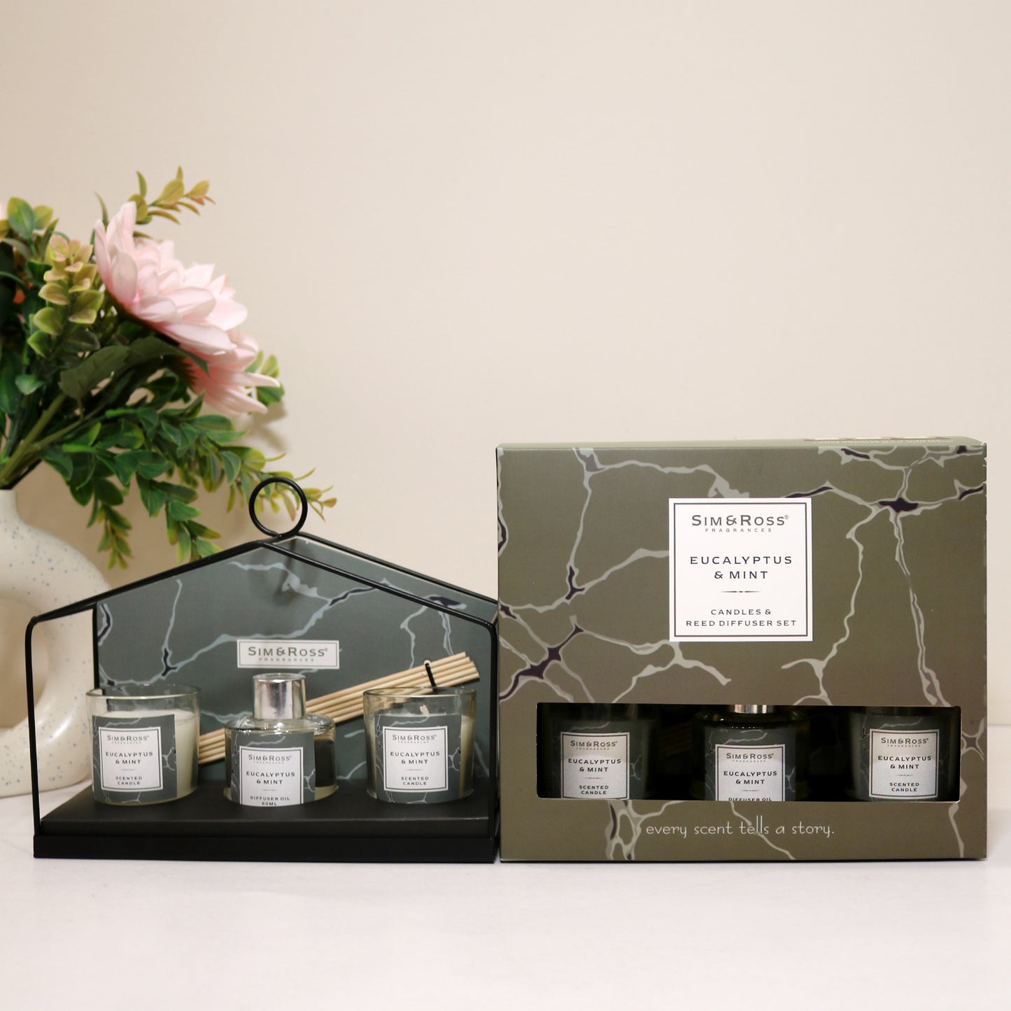 Sim & Ross Eucalyptus & Mint Fragrance Gift Set with Metal Stand